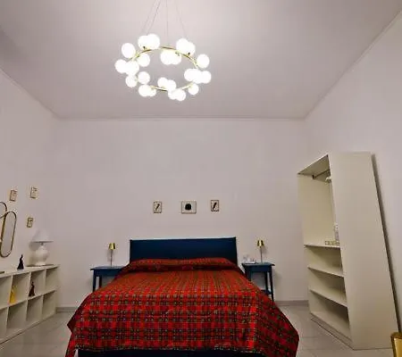 Dante & Serenella Station 4* Неаполь